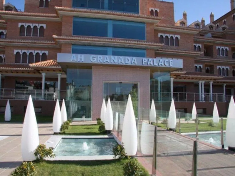 Hotel Granada Palace Моначиль 5*,